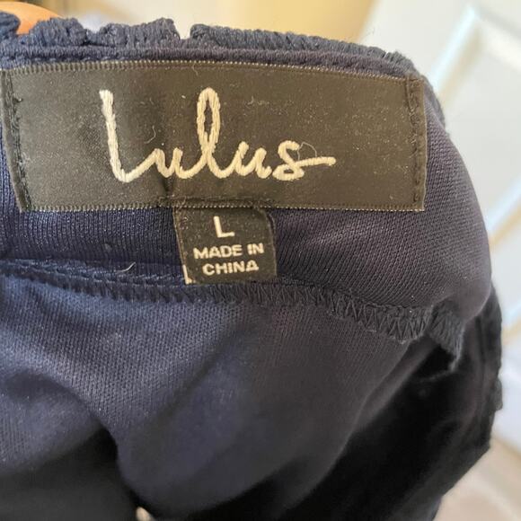 Lulu’s size Large floral crochet lace overlay mini skirt - Picture 3 of 13